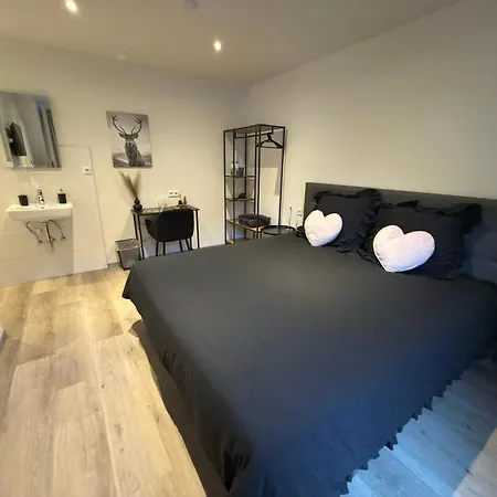 Bed & Breakfast Jagdschloesschen Willingen (Upland)