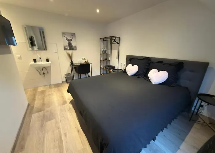 Bed & Breakfast Jagdschloesschen Willingen (Upland)